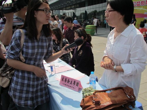 爱心助成长 服务进社区——河埒中学成功承办大型公益教育咨询服务活动